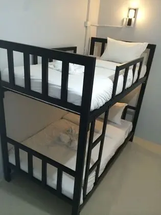 Ortak Ranzalı Oda, Karma Ranzalı Oda, Ortak Banyo (4-Bed Mixed Dorm)