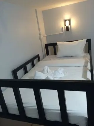 Ortak Ranzalı Oda, Karma Ranzalı Oda, Ortak Banyo (4-Bed Mixed Dorm)