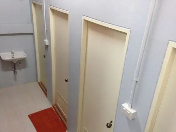 Ortak Ranzalı Oda, Karma Ranzalı Oda, Ortak Banyo (8-Bed Mixed Dorm)
