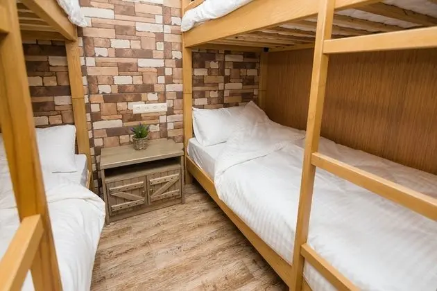 Ortak Ranzalı Oda, Karma Ranzalı Oda (12 beds)