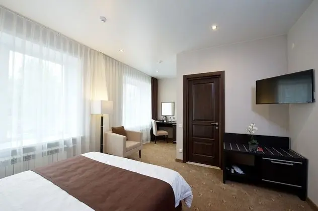 Deluxe Tek Büyük Yataklı Oda