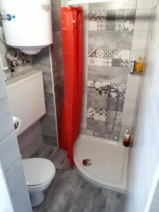 Traditional Ev, Şehir Manzaralı