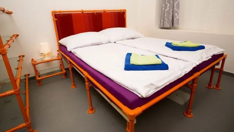Design Tek Büyük Yataklı Oda