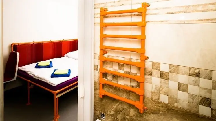 Design Tek Büyük Yataklı Oda