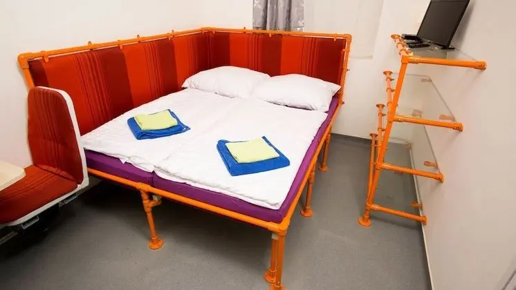 Design Tek Büyük Yataklı Oda