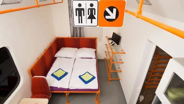 Design Tek Büyük Yataklı Oda