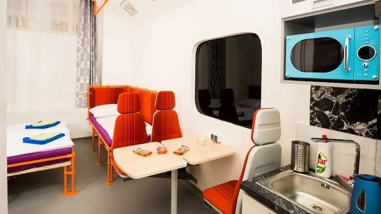 Design Üç Kişilik Oda