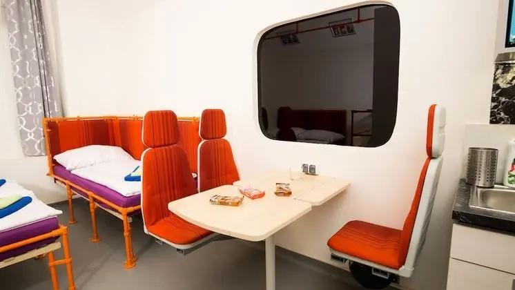 Design Üç Kişilik Oda