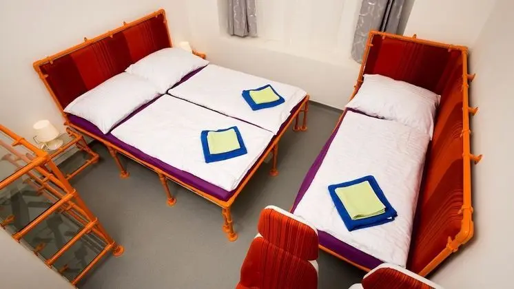 Design Üç Kişilik Oda