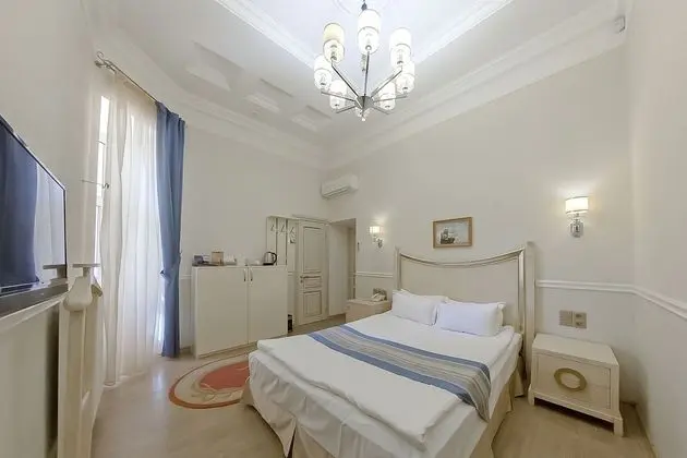 Standard Tek Büyük veya İki Ayrı Yataklı Oda, Balkon