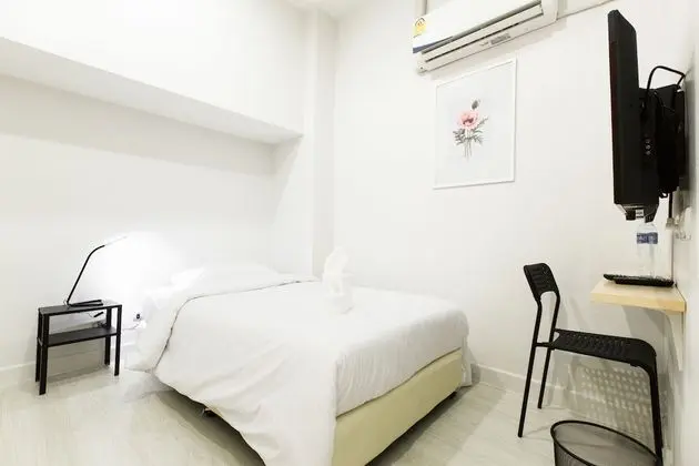 Standard Single Room (No Window)