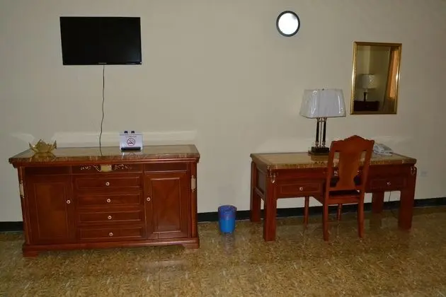 Deluxe Suite
