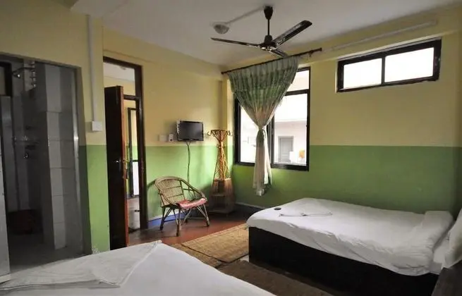 Deluxe Tek Büyük Yataklı Oda, Sigara İçilebilir, Dağ Manzaralı