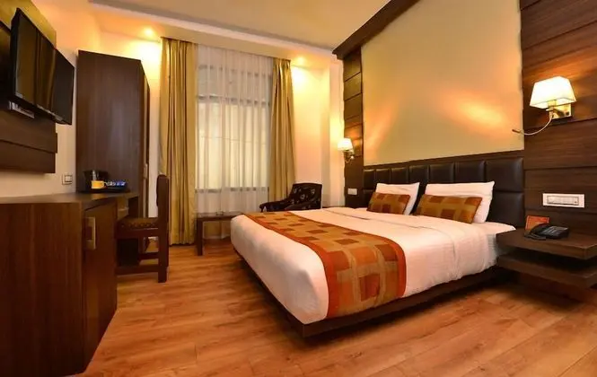 Deluxe Tek Büyük veya İki Ayrı Yataklı Oda, 1 Yatak Odası