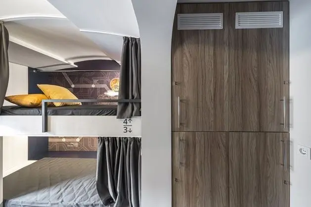 Ortak Ranzalı Oda, Karma Ranzalı Oda (Bed in 4-bed Room)