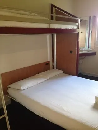 Standard Üç Kişilik Oda, 1 Yatak Odası (Shared)