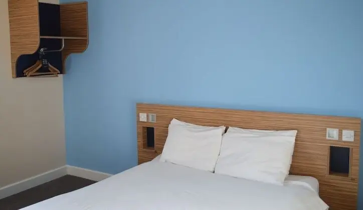 Standard Tek Büyük Yataklı Oda, Banyolu/Duşlu