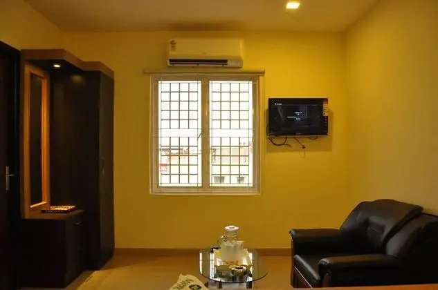 Deluxe Tek Büyük Yataklı Oda, 1 En Büyük (King) Boy Yatak, Engellilere Uygun, Sigara İçilmez