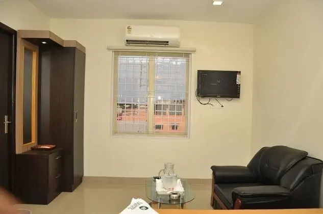 Deluxe Tek Büyük Yataklı Oda, 1 En Büyük (King) Boy Yatak, Engellilere Uygun, Sigara İçilmez