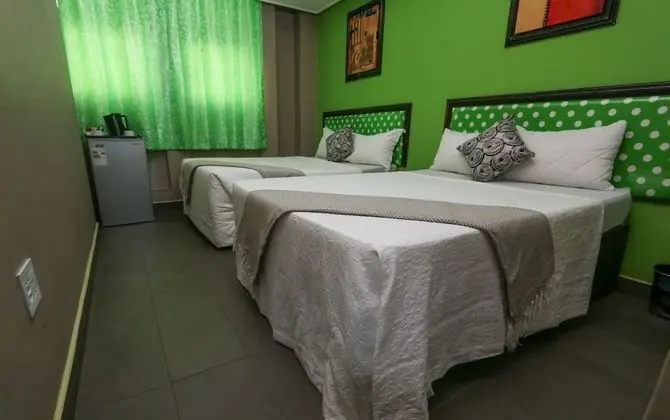 Deluxe Dört Kişilik Oda