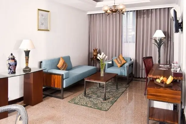 Metro Park View Suite