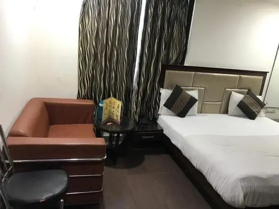 Deluxe Tek Büyük veya İki Ayrı Yataklı Oda, 1 Çift Kişilik Yatak, Sigara İçilmez, Şehir Manzaralı