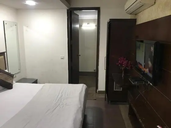 Deluxe Tek Büyük veya İki Ayrı Yataklı Oda, 1 Çift Kişilik Yatak, Sigara İçilmez, Şehir Manzaralı