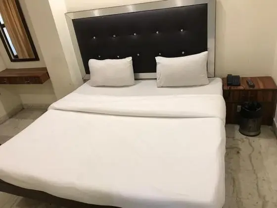 Deluxe Tek Büyük veya İki Ayrı Yataklı Oda, 1 Çift Kişilik Yatak, Sigara İçilmez, Şehir Manzaralı