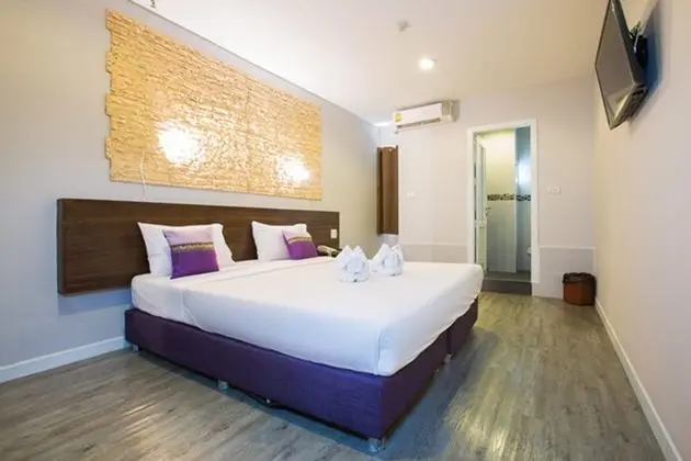 Deluxe Room (24 SQM)