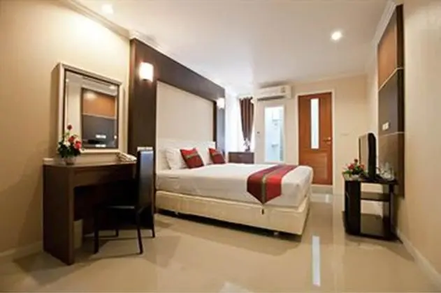Grand Deluxe Room (30 SQM)