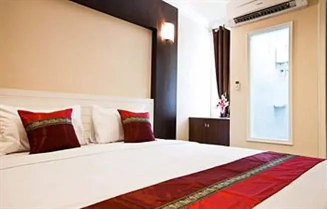 Premier Room (32 SQM)