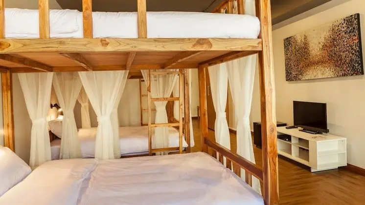 Private room with 4 beds & private bathroom