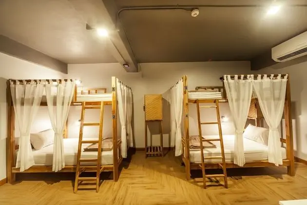 Private room with 4 beds & shared external bathroom