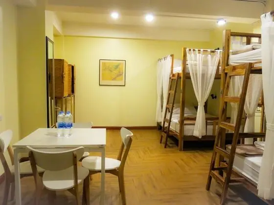 Private room with 4 beds & shared external bathroom
