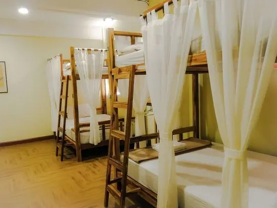 Private room with 4 beds & shared external bathroom