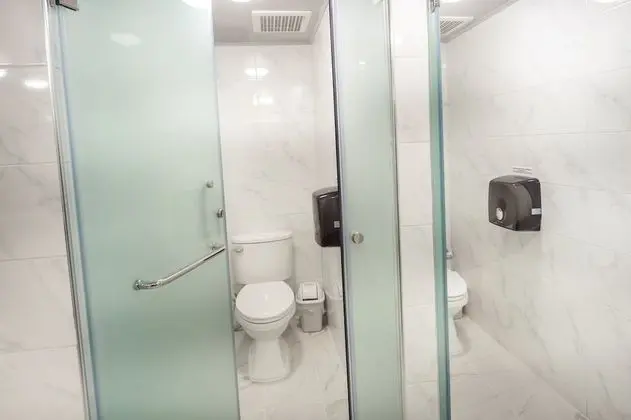 Private room with 4 beds & shared external bathroom