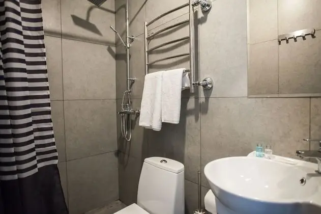 Basic Tek Büyük Yataklı Oda, 1 Büyük (Queen) Boy Yatak