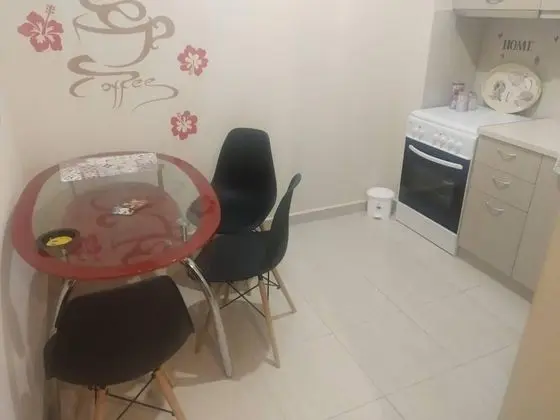 Apart Daire, 1 Büyük (Queen) Boy Yatak ve Çekyat