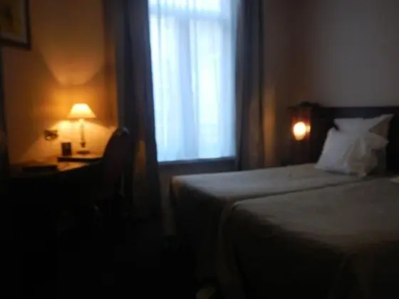 İki Ayrı Yataklı Oda, Şehir Manzaralı