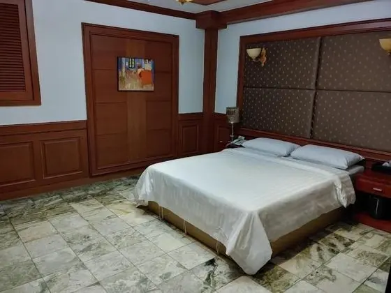 Standard Tek Büyük Yataklı Oda