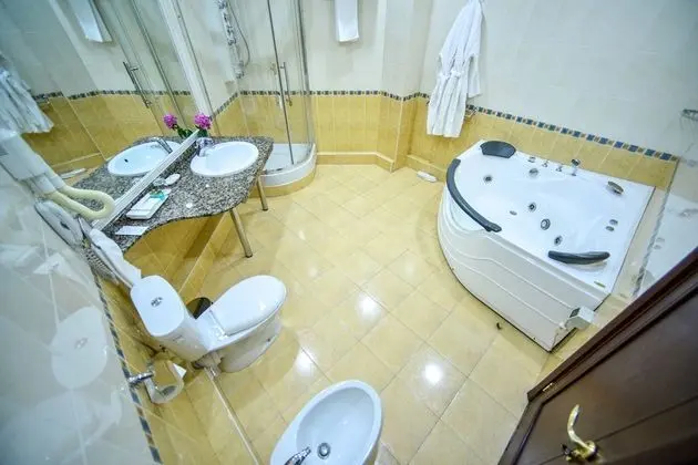 Senior Stüdyo Süit, Şehir Manzaralı