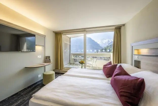 Double Room Queen Size Deluxe (7th to 14th floor)
