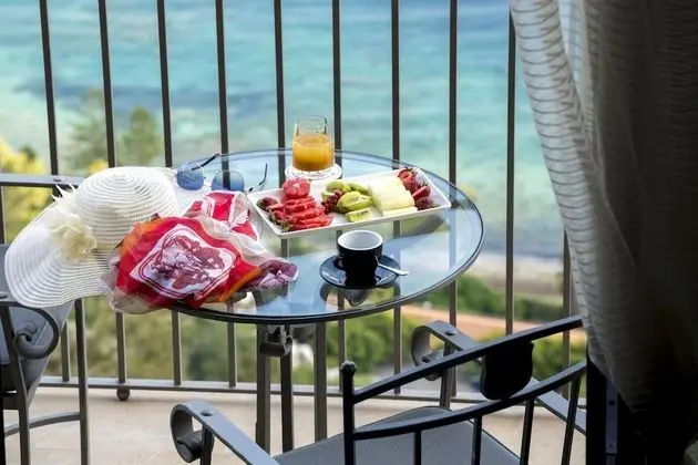 Junior Süit, Balkon, Deniz Manzaralı