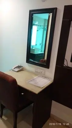 Deluxe Tek Büyük Yataklı Oda, 1 Çift Kişilik Yatak, Balkon, Şehir Manzaralı
