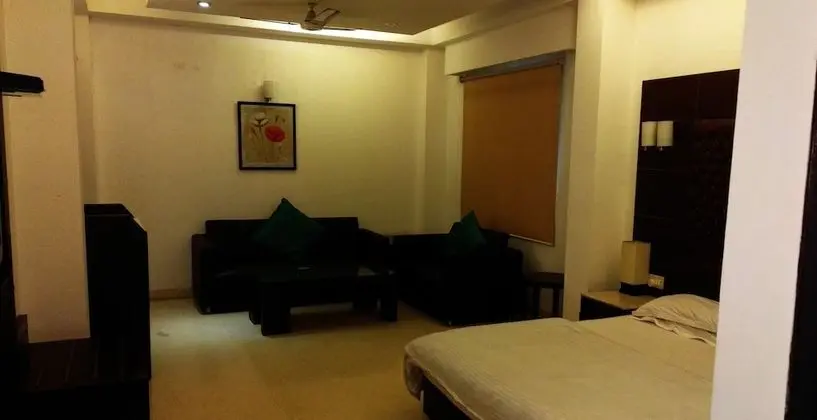 Deluxe Tek Büyük Yataklı Oda, 1 Çift Kişilik Yatak, Balkon, Şehir Manzaralı