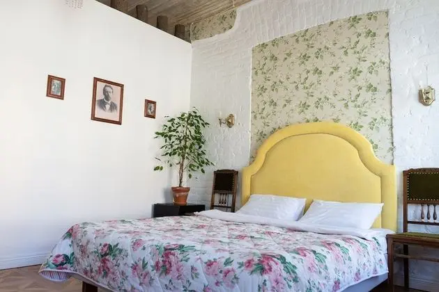 Comfort Tek Büyük Yataklı Oda