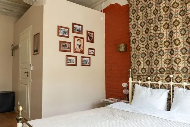 Comfort Tek Büyük Yataklı Oda