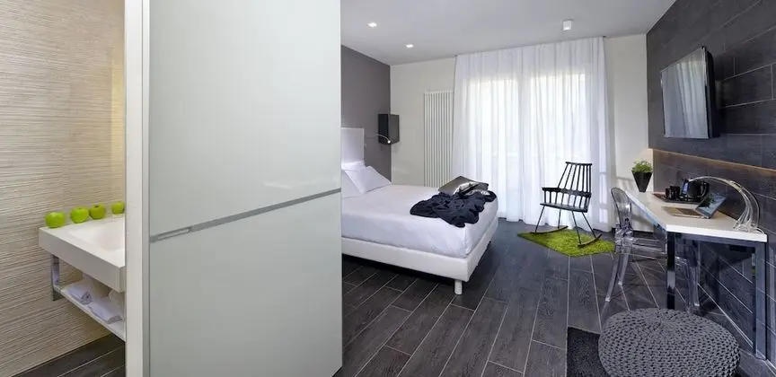 Deluxe Tek Büyük veya İki Ayrı Yataklı Oda, Balkon