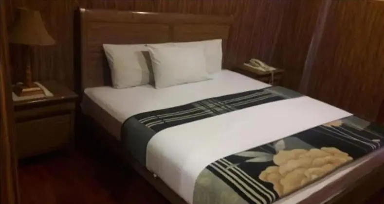 Deluxe Tek Büyük veya İki Ayrı Yataklı Oda