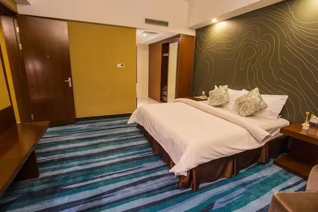 Süit (Super Sassy Double)